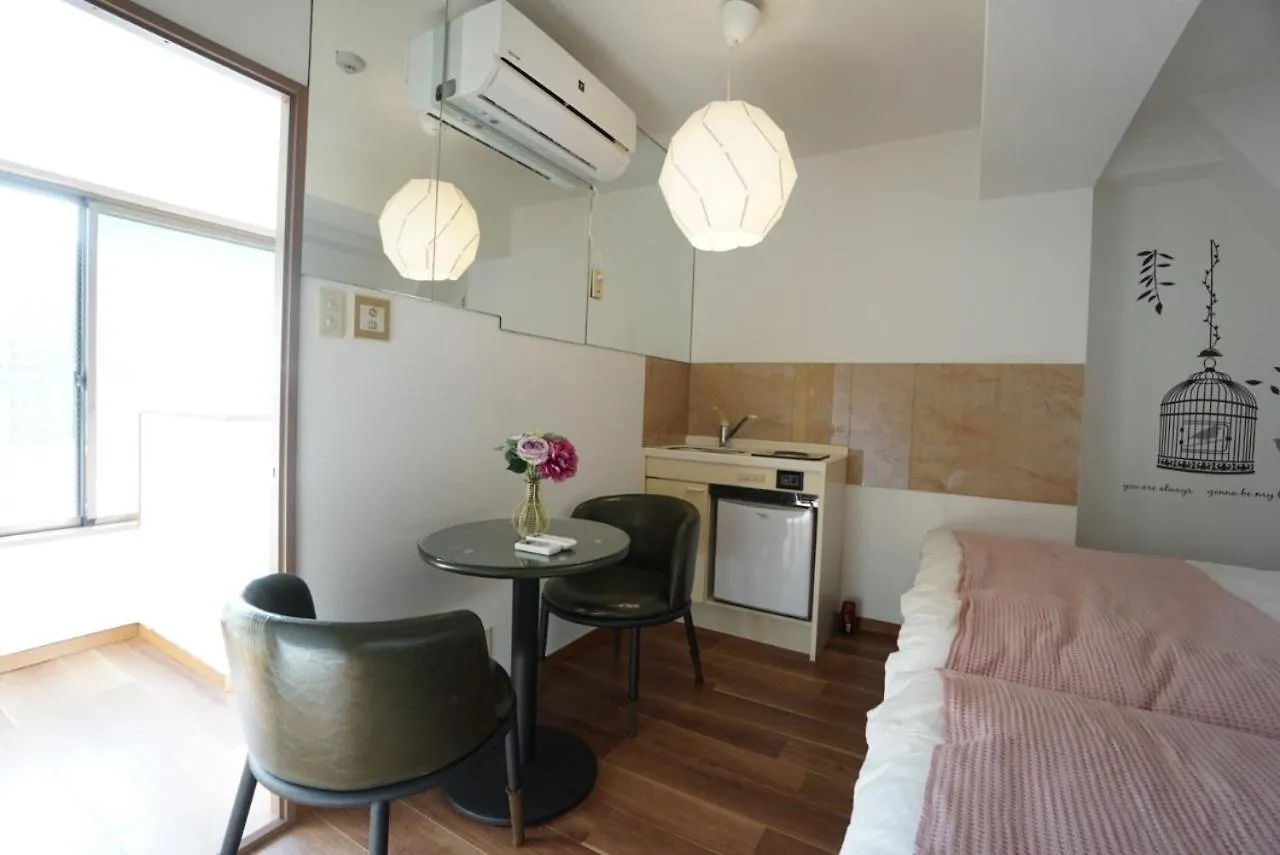 Apartment House Floor Assemble 601 Osaka