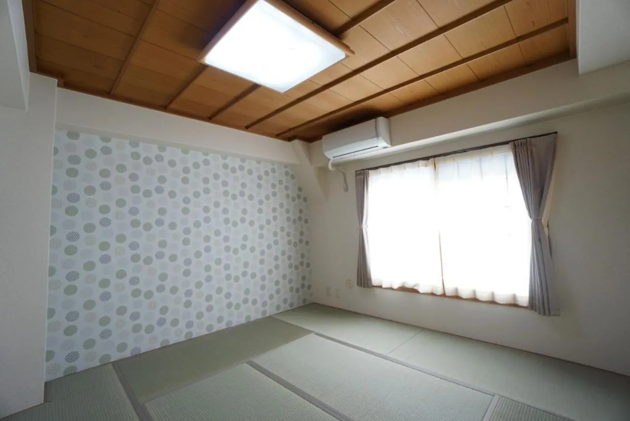 Apartment House Floor Assemble 601 Osaka