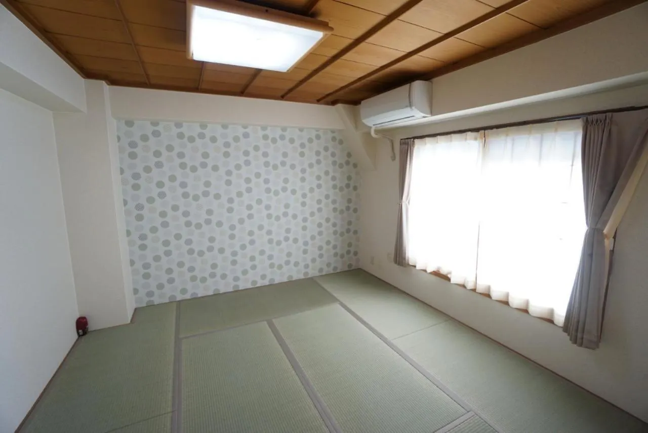 Apartment House Floor Assemble 601 Osaka Japan