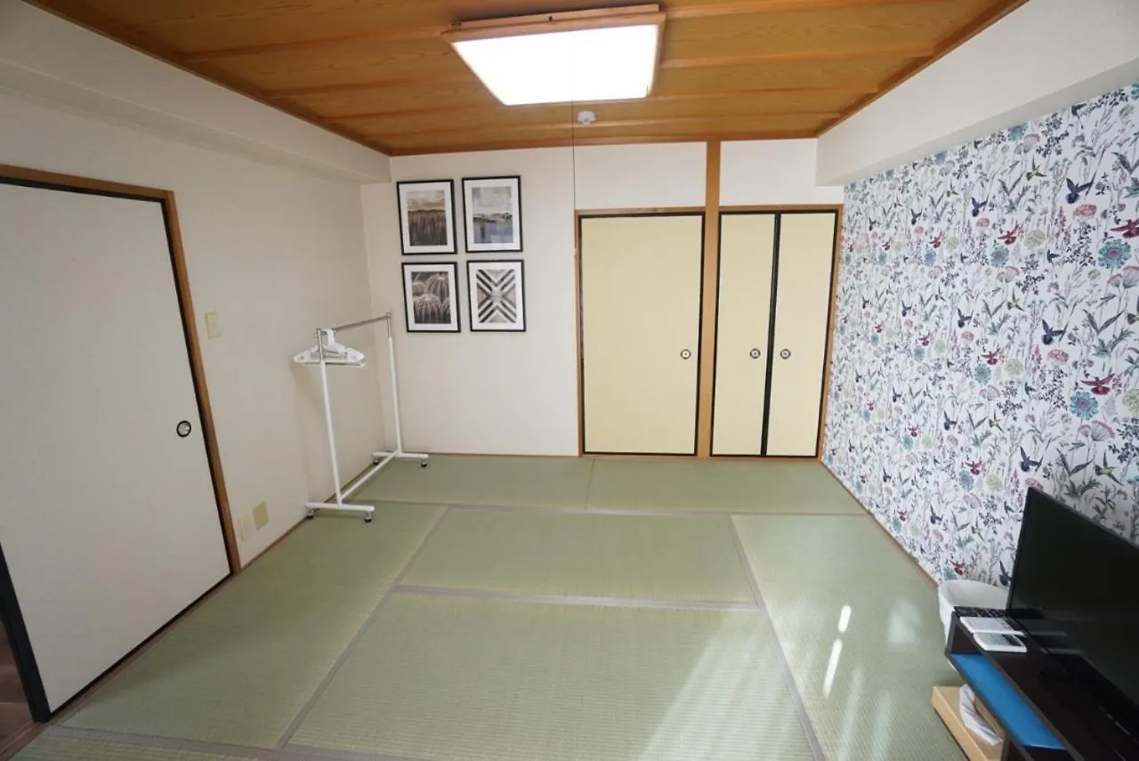 Apartment House Floor Assemble 601 Osaka
